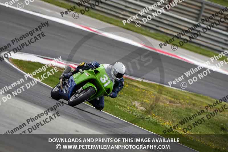 cadwell no limits trackday;cadwell park;cadwell park photographs;cadwell trackday photographs;enduro digital images;event digital images;eventdigitalimages;navarra;no limits trackdays;peter wileman photography;racing digital images;trackday digital images;trackday photos